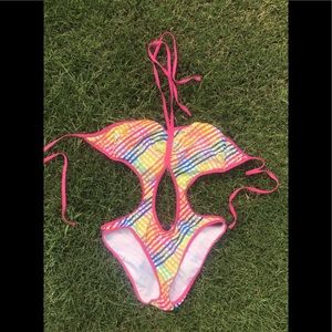 One piece colorful suit